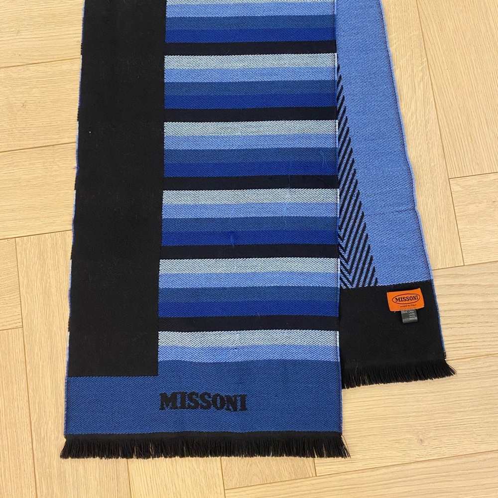 Men’s Missoni scarf